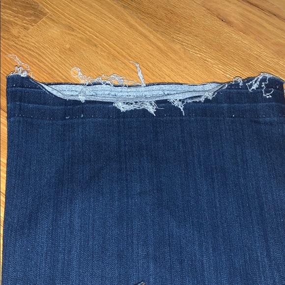 Jeans - Picture 2 of 3